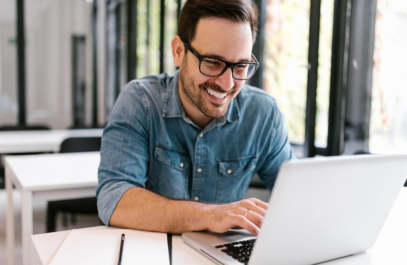 guy on laptop