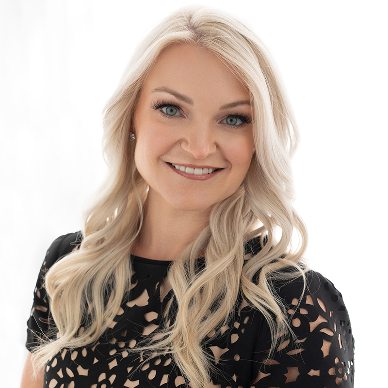 headshot of Dr. Ellen Beattie