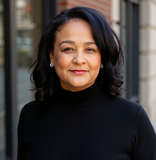 Rochelle Robinson- Levant