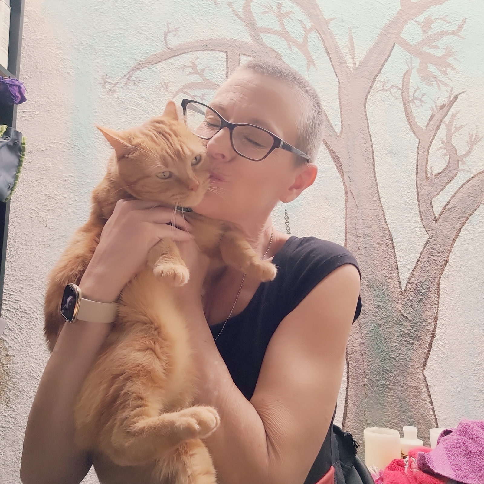 Jeanene Zagajesk and cat Goose