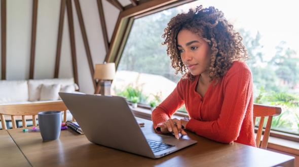 Going Back to School at 30+: Your Complete Guide to Adult Learner Success Online