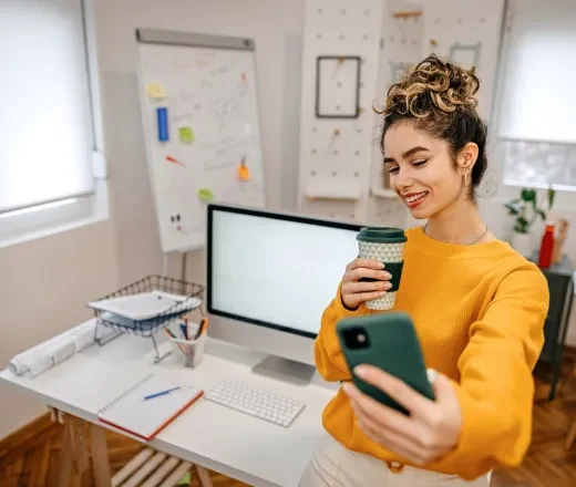 how to become a social media manager