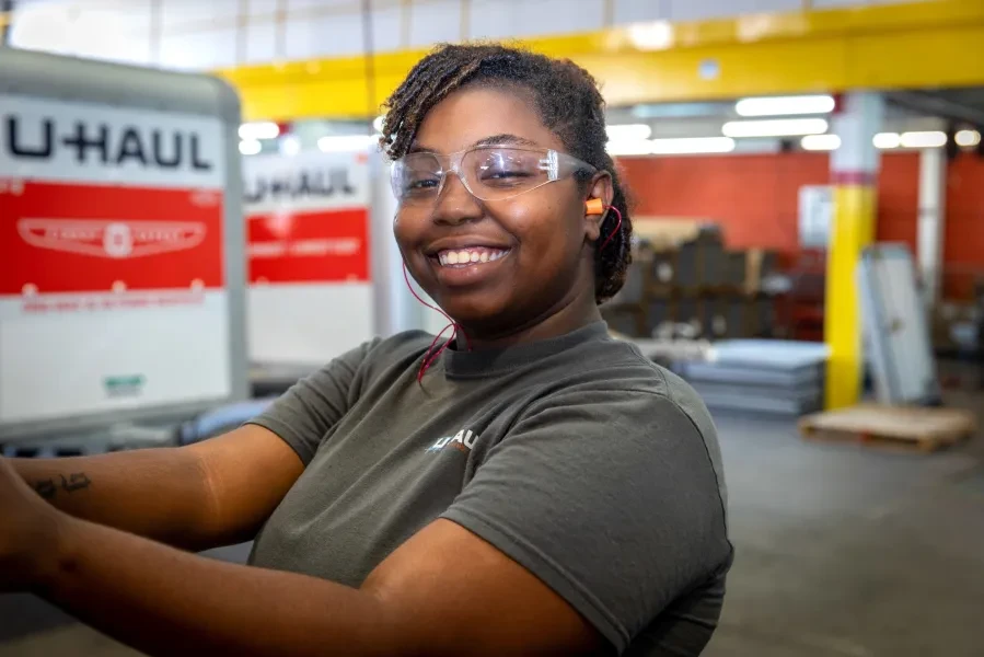 U-Haul employee