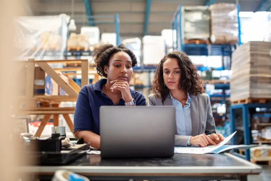 supply chain management careers, salaries, growth and opportunities