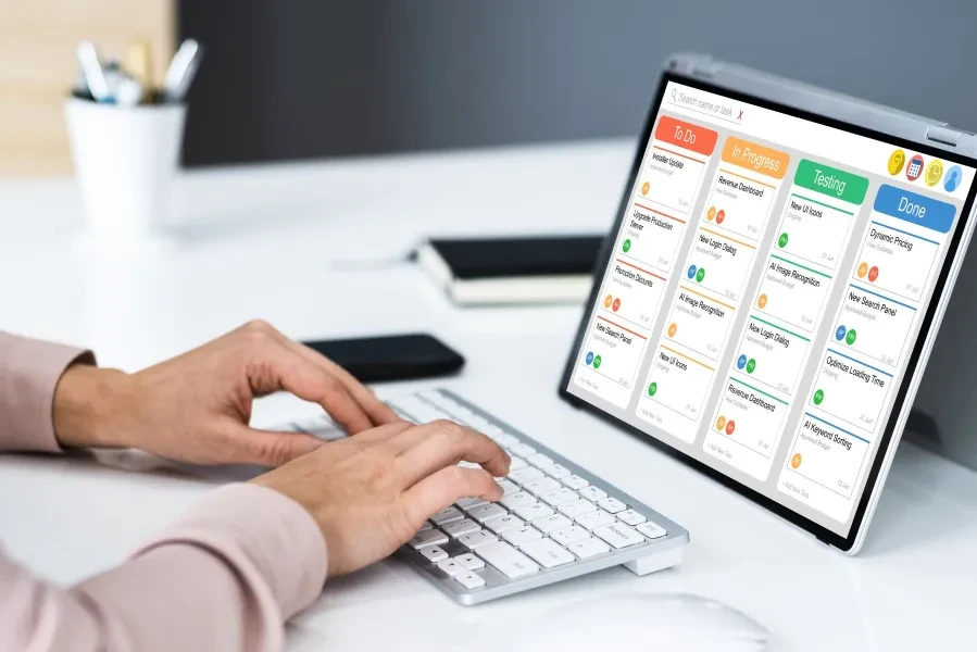 what is management of technology