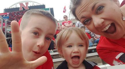 June 2019 Faculty of the Month: Dr. Stephanie Anderson