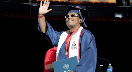 UAGC Alum and Comedian Manny Griggs Breaks into the Funny Business